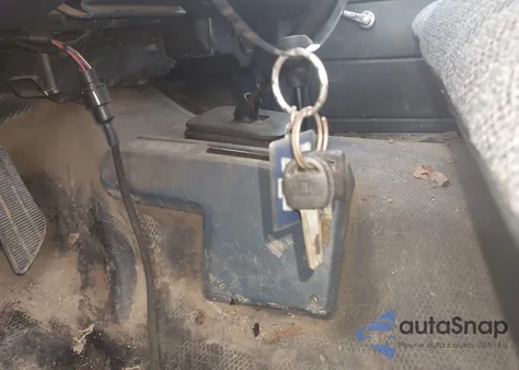 1990 Chevrolet Gmt-400 K1500 из США, поврежденный, VIN 1GCDK14Z7LE197542